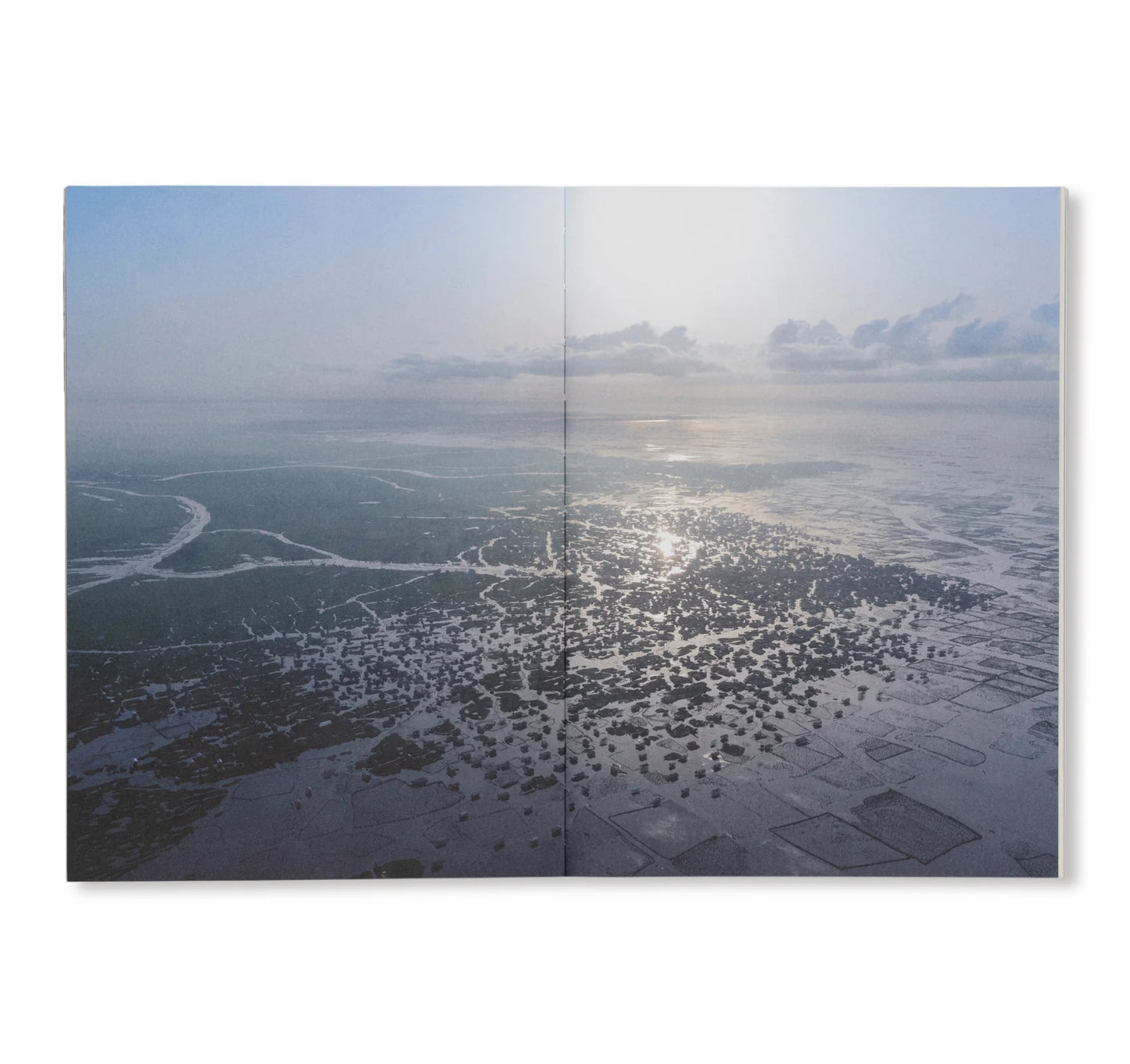 MOMENTS IN ARCHITECTURE   by Iwan Baan