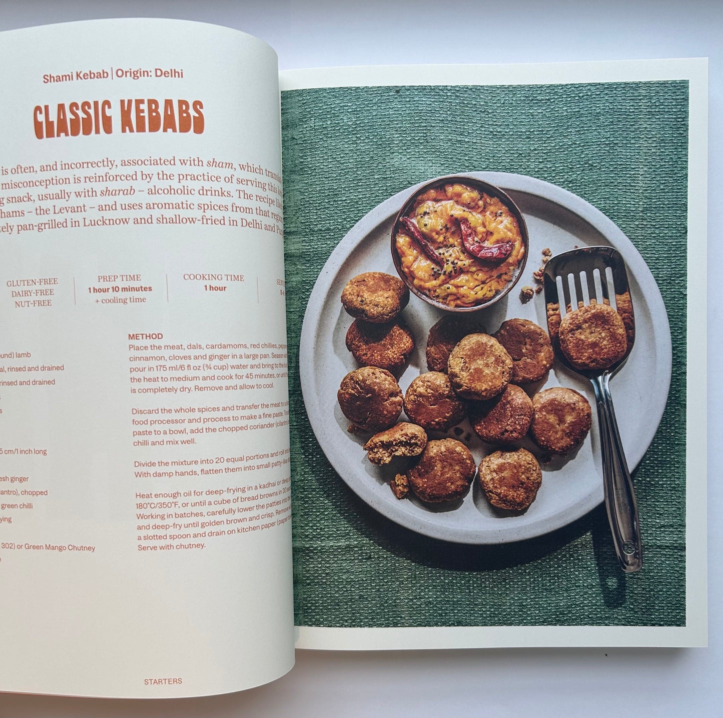 CLASSIC INDIAN RECIPES   by Pushpesh Pant