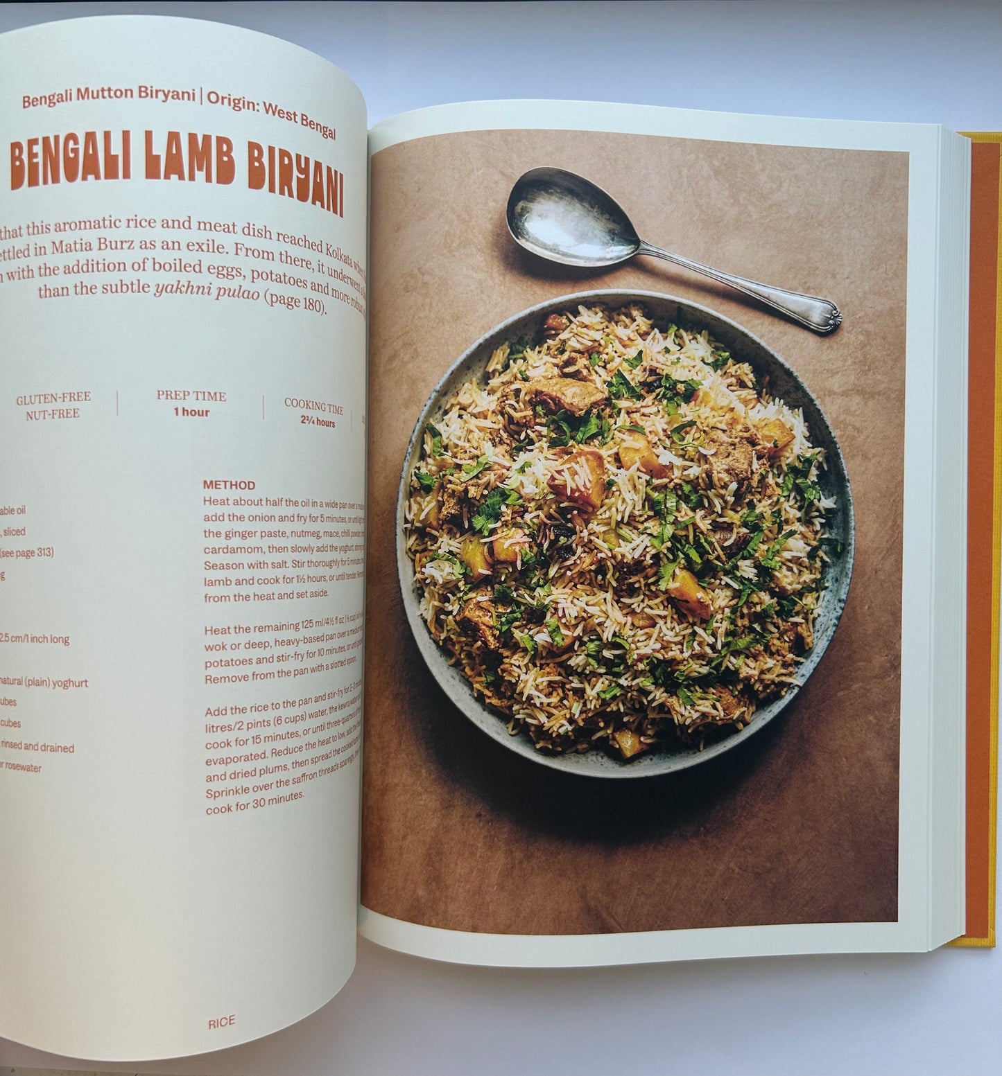 CLASSIC INDIAN RECIPES   by Pushpesh Pant